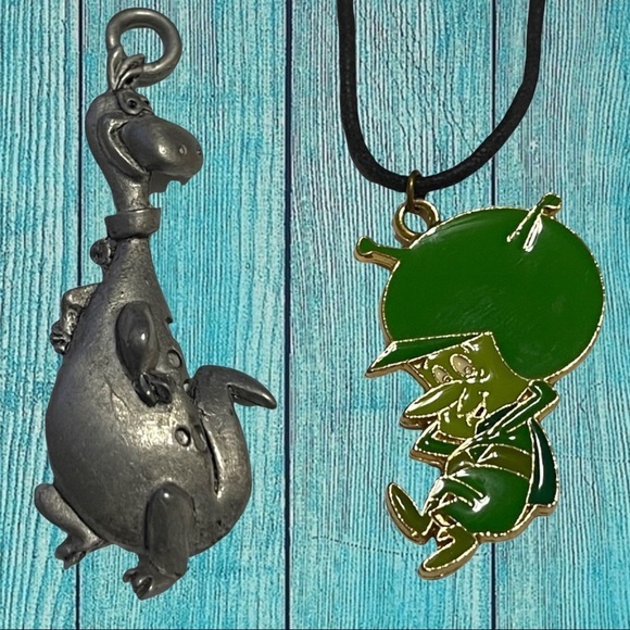 Hanna Barbera Jewelry - GIFTED Vintage Flintstones Dino & Green Gazoo Pendant Set